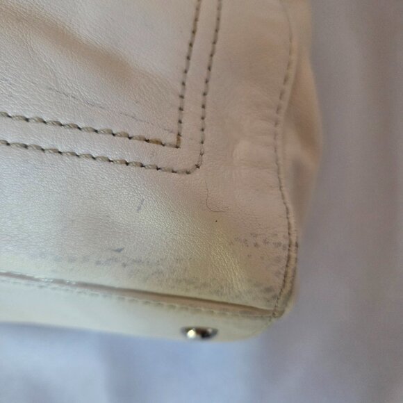 Coach Leather Purse | Cream & Brown Snake-Embossed Trim | Silver Hardware - Picture 10 of 13